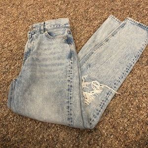 American Eagle Mom Jeans